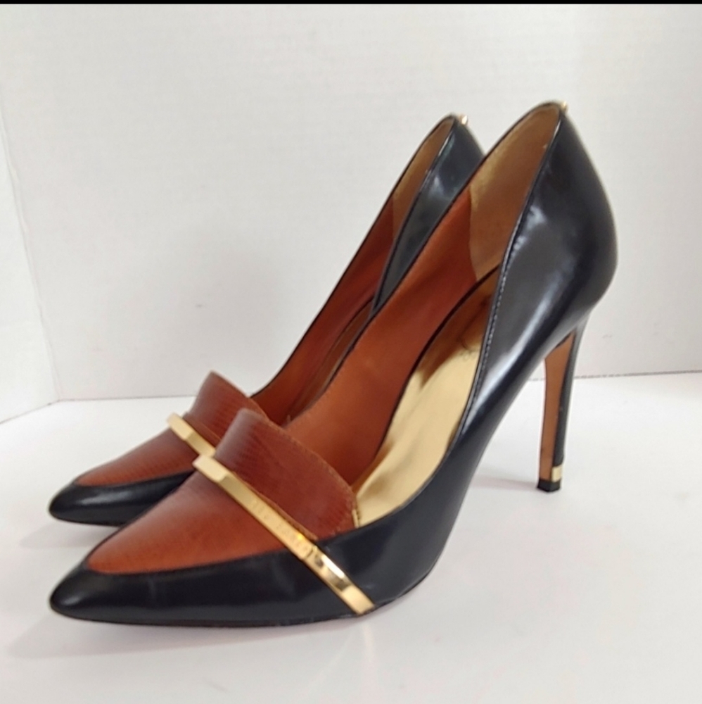 Ted Baker Two-Tone Black and Brown Pointed Toe Heels with Gold Bar - Picture 8 of 12